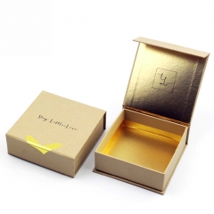 Goldenes fantastisches Papierpapier formte Kasten-Verpackungs-Geschenkbox mit magnetischem Verschluss