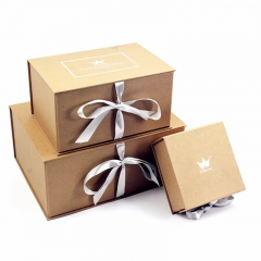 Kraft Faltbare kundenspezifische Logo-Papier-Geschenkbox mit Band