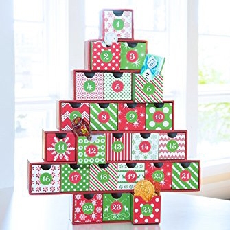 Schön gestalteter Adventskalender für den Countdown bis Weihnachten